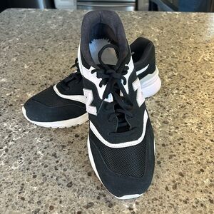 New Balance 997H Sneaker - Women's, Black, size 8, worn once